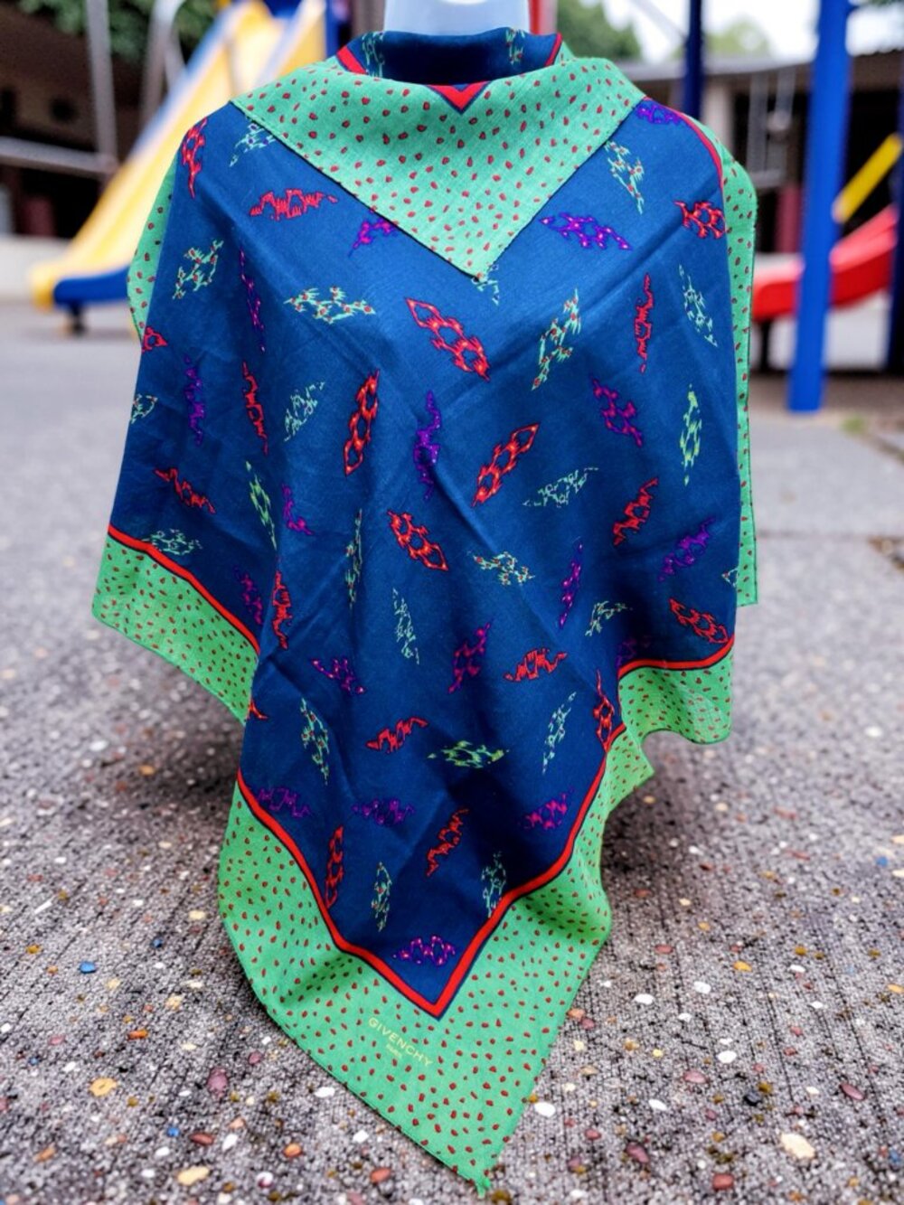Vintage  GIVENCHY Paris scarf 34"34"  Blue Green Red art designs, (44)